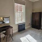 Centre Fabulous Georgian Townhouse