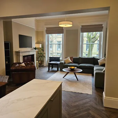 Centre Fabulous Georgian Townhouse