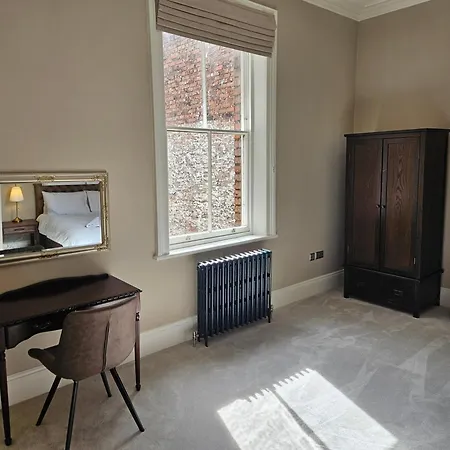 Centre Fabulous Georgian Townhouse
