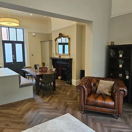 Dom wakacyjny Centre Fabulous Georgian Townhouse Carlisle (Cumbria)